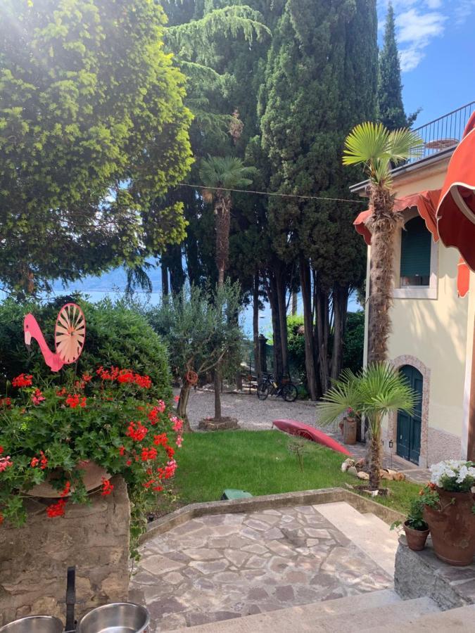 Villa Corteolivo Rooms Torri Del Benaco Exterior photo