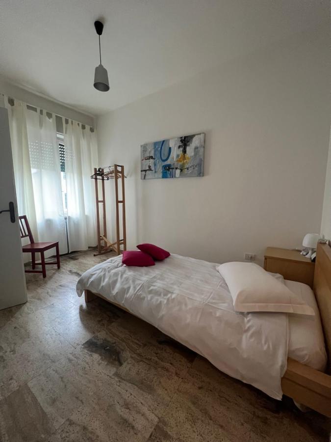 Villa Corteolivo Rooms Torri Del Benaco Exterior photo